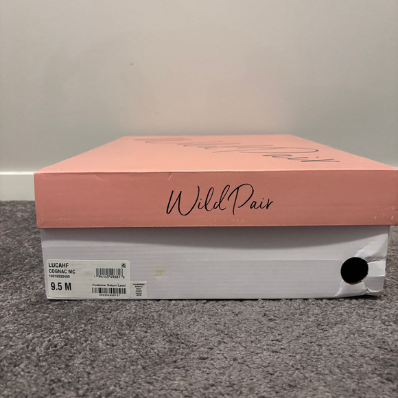 Wild Pair Women's Size 9.5 Brown Suede Cowboy Boots w/ Gold Crystals NIB - Picture 12 of 12